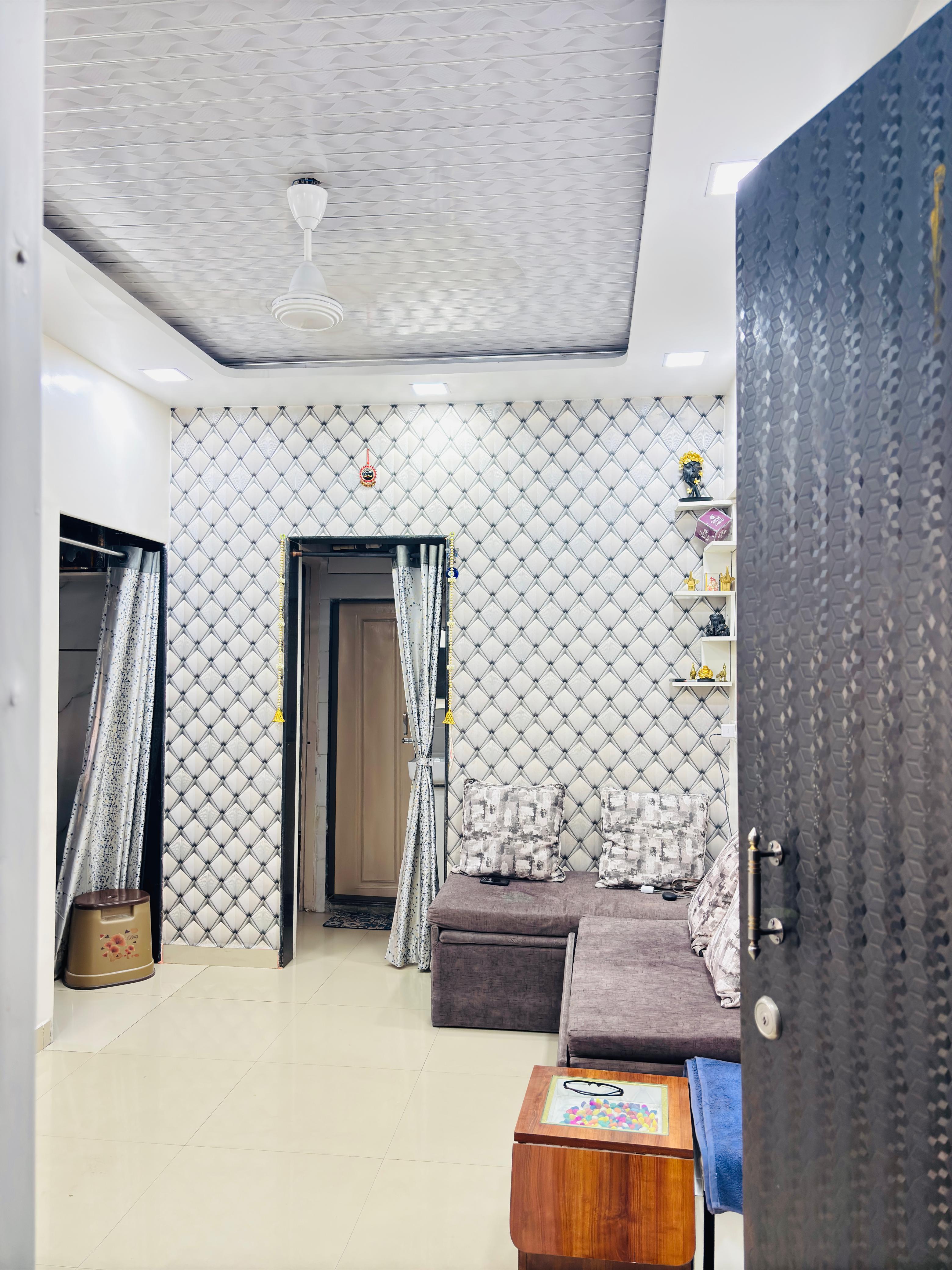 1 BHK + Servant Room Apartment For Rent in Geetai CHS