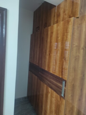 Furnished Amenities in 3 BHK Builder Floor at Judicial Layout – for Rent