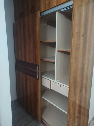 Furnished Amenities in 3 BHK Builder Floor at Judicial Layout – for Rent