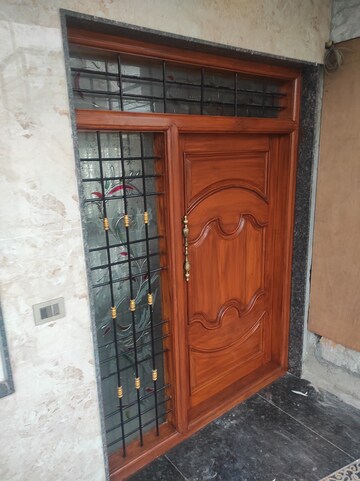 Furnished Amenities in 3 BHK Builder Floor at Judicial Layout – for Rent