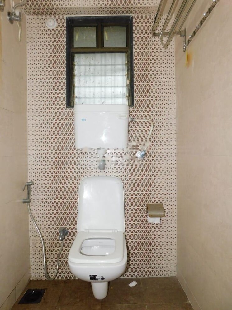 Bathroom, bhoomi-samarth 2 Bedroom 623 Sq.Ft. Apartment In Goregaon East Mumbai 9002677