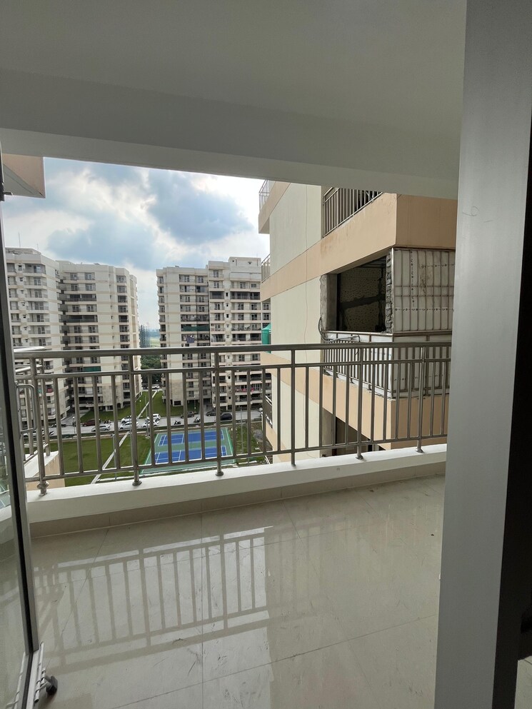 Balcony, sector 19 dwarka 3 Bedroom 1800 Sq.Ft. Apartment In Sector 19 Dwarka Delhi 9002703