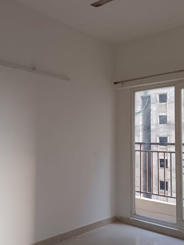 Room in 2 BHK Apartment at Ace Divino, Sector 1 Greater Noida – for Rent