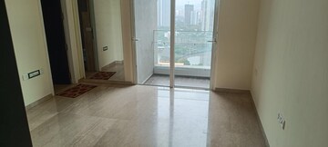 Room in 4 BHK Apartment at Windsor Tower, Andheri West – for Rent