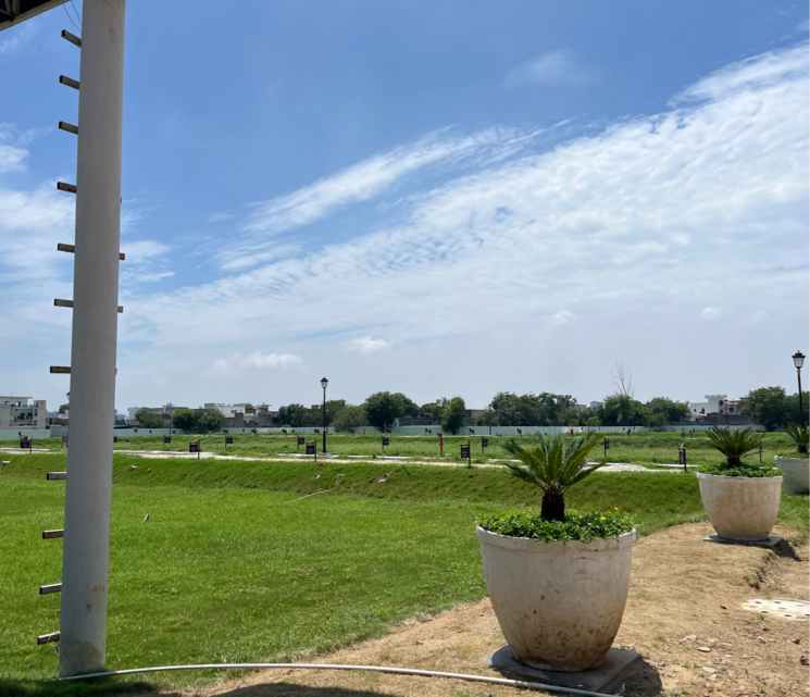 Garden, sector 84a  110 Sq.Yd. Plot In Sector 84a Faridabad 9002726