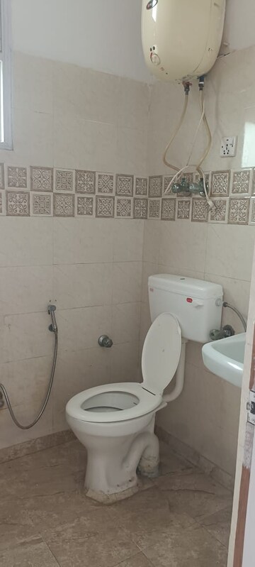 Bathroom in 3 BHK Apartment at Sector 23 Dwarka – for Rent