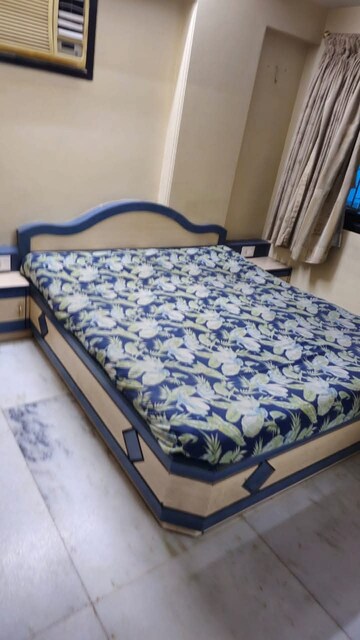 Bedroom in 3 BHK Apartment at Jivdaya CHS, Ghatkopar West – for Rent