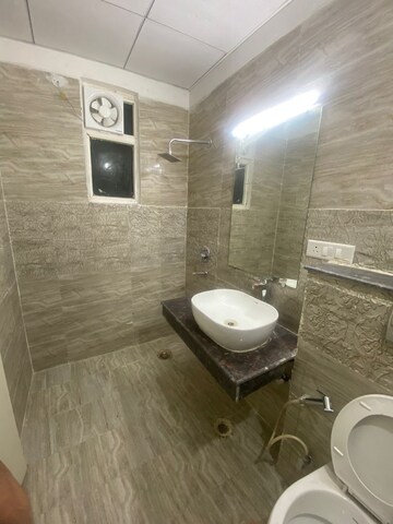 Bathroom in 3 BHK Apartment at Gaur Yamuna City, Gaur Yamuna City – for Rent