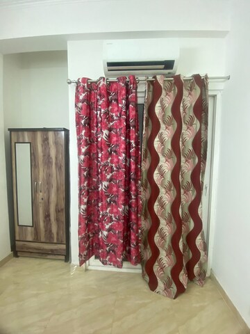 Bedroom in 3 BHK Apartment at Gaur Yamuna City, Gaur Yamuna City – for Rent