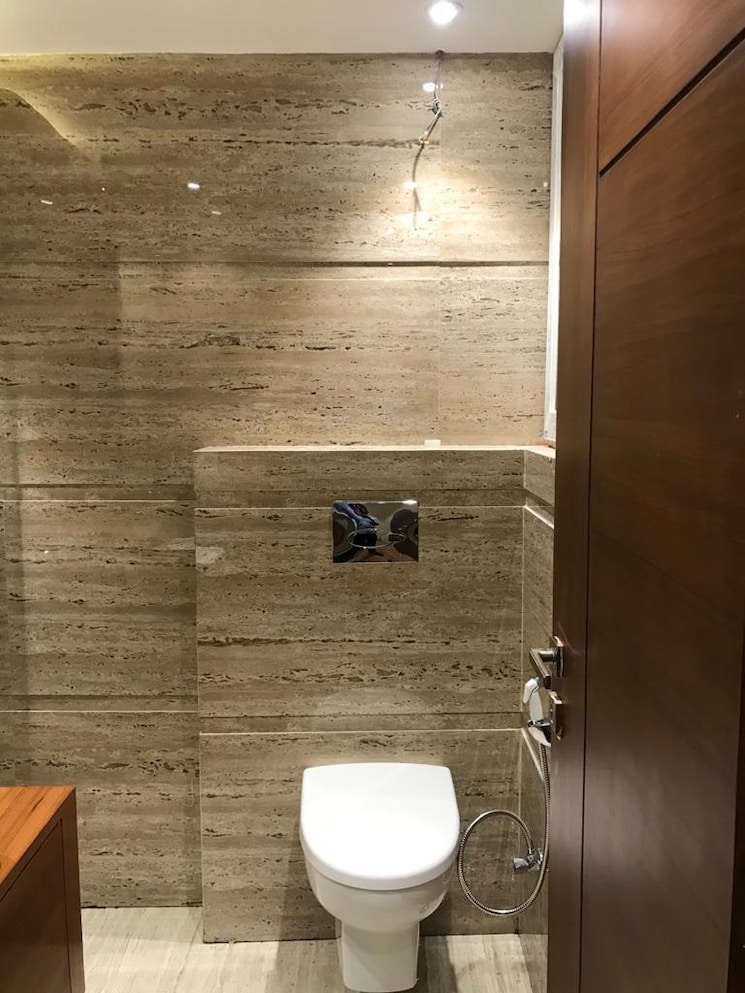 Bathroom, sector 19 dwarka 3 Bedroom 1800 Sq.Ft. Builder Floor In Sector 19 Dwarka Delhi 9002821