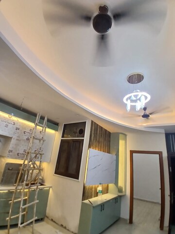 Furnished Amenities in 3 BHK Builder Floor at Sai Enclave Niti Khand, Niti Khand – for Rent