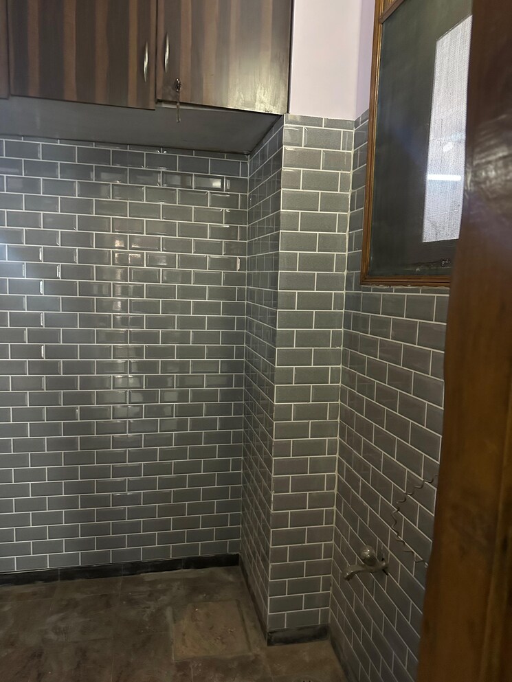 Bathroom, sai-enclave-niti-khand 3 Bedroom 1205 Sq.Ft. Builder Floor In Niti Khand Ghaziabad 9002822