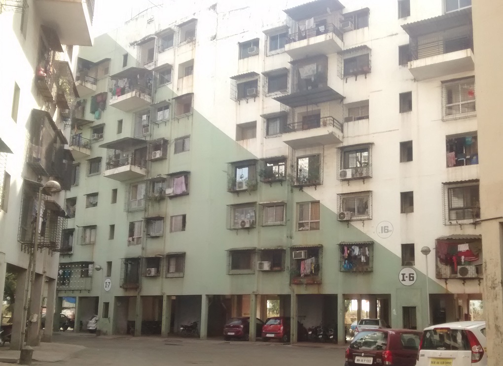 2 BHK + Extra Room 1100 Sq.Ft. Apartment in Spaghetti Complex