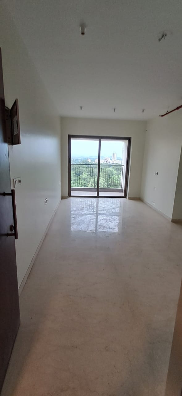 2 BHK Apartment For Rent in Kalpataru Paramount