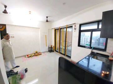 Team Area in 1 BHK Apartment at Haware Estate, Kasarvadavali – for Rent
