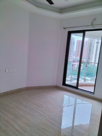 Room in 2 BHK Apartment at Je and Vee Vrindavan, Malad East – for Rent