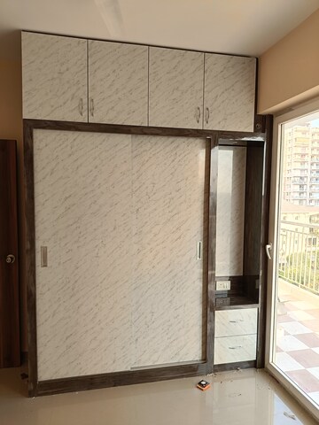 Room in 2 BHK Apartment at Shree Vardhman Green Court, Sector 90 – for Rent