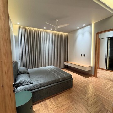 Bedroom in 4 BHK Independent House at Manimajra – for Rent