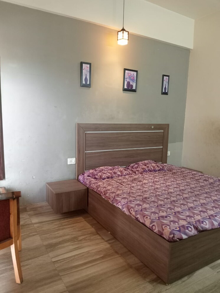 Bedroom, paramount-golfforeste Studio 750 Sq.Ft. Apartment In Zeta I Greater Noida Greater Noida 9002922