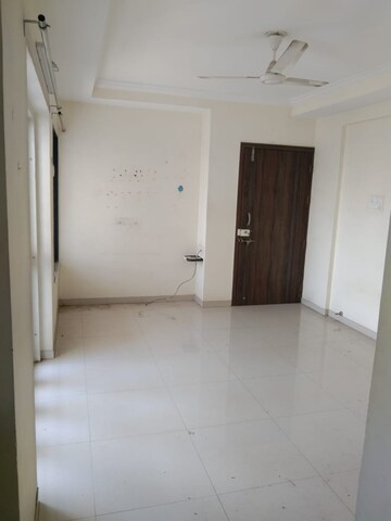 Room in 1 BHK Apartment at Vijayalaxmi Laxmisatyam Residency, Dhanori – for Rent