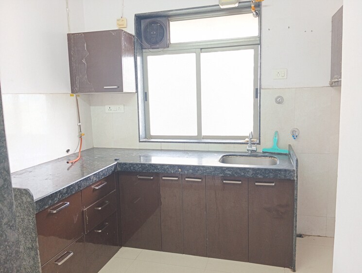 Kitchen, runwal-eirene 2 Bedroom 568 Sq.Ft. Apartment In Balkum Pada Thane 9002925