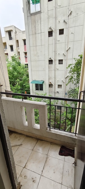 Balcony in 1 BHK Apartment at Golf Links – for Sale