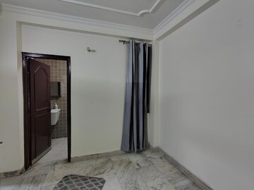 Room in 3 BHK Apartment at AVJ Amba Homes, Indrapuram – for Rent