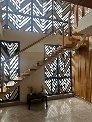 Staircase in 5 BHK Penthouse at Ireo Victory Valley, Sector 67 – for Rent