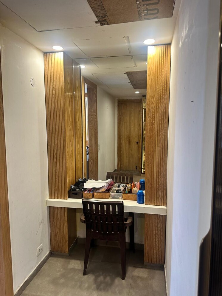 undefined, m3m-merlin 5 Bedroom 6000 Sq.Ft. Penthouse In Sector 67 Gurgaon 9002997