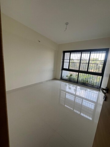 Room in 3 BHK Apartment at Kolte Patil 24K Stargaze, Bavdhan – for Rent