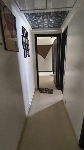 Room in 2 BHK Apartment at Godrej Platinum Mumbai, Vikhroli East – for Sale