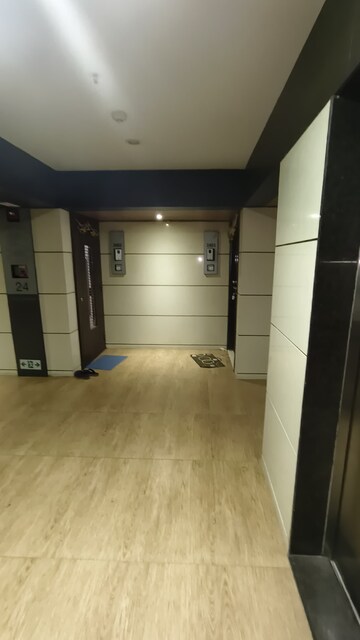 Room in 2 BHK Apartment at Godrej Platinum Mumbai, Vikhroli East – for Sale
