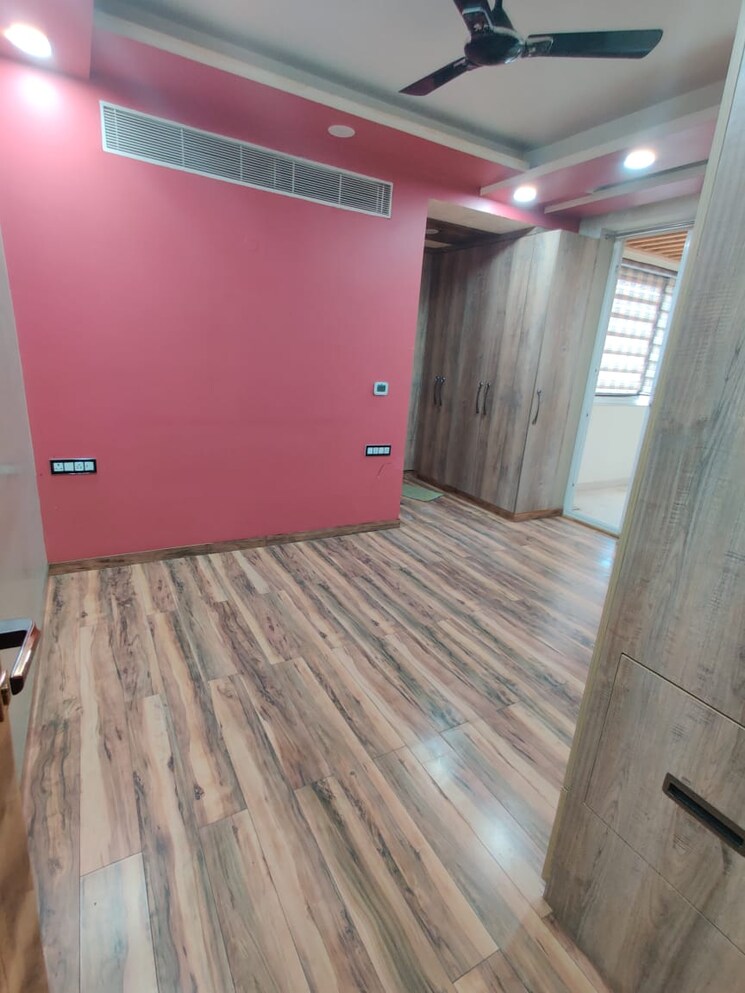 Bedroom, sector 19 dwarka 4 Bedroom 3000 Sq.Ft. Apartment In Sector 19 Dwarka Delhi 9003024