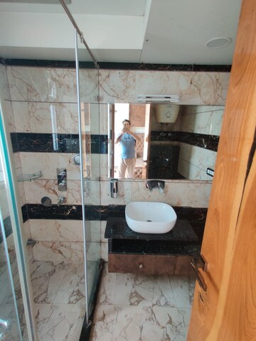 Bathroom in 4 BHK Apartment at Sector 19 Dwarka – for Rent