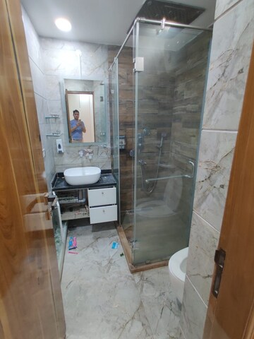 Bathroom in 4 BHK Apartment at Sector 19 Dwarka – for Rent