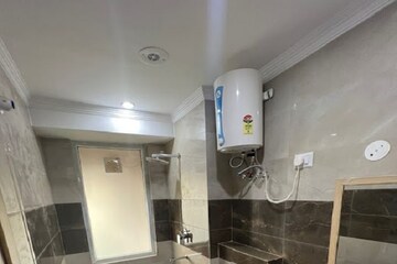 Bathroom in 2 BHK Apartment at Ardee Mall, Sector 52 – for Rent