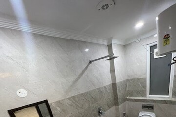 Bathroom in 2 BHK Apartment at Ardee Mall, Sector 52 – for Rent