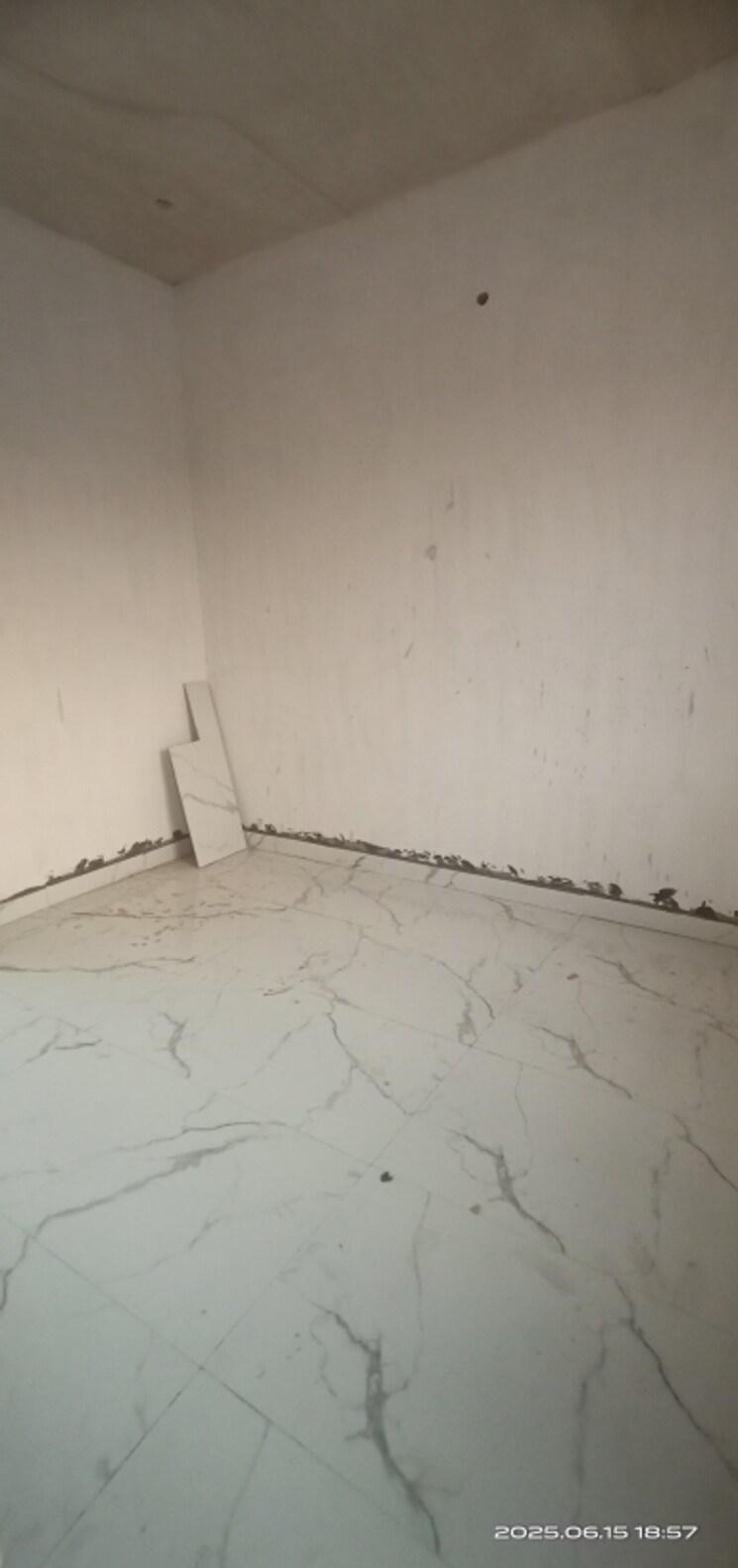 Room, raksha puram 3 Bedroom 50 Sq.Yd. Independent House In Raksha Puram Meerut 9003025