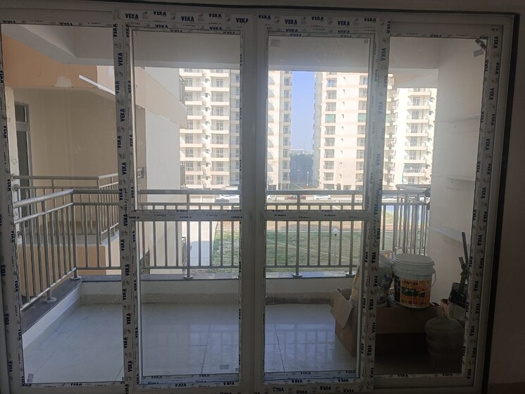 Room, sector 19b dwarka 3 Bedroom 1850 Sq.Ft. Apartment In Sector 19b Dwarka Delhi 9003035