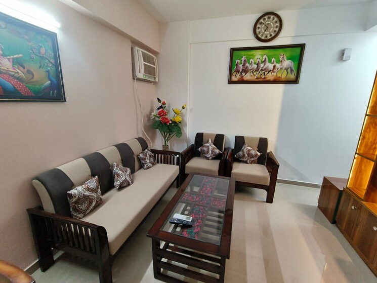 Living Room, shree-vardhman-green-court 2 Bedroom 690 Sq.Ft. Apartment In Sector 90 Gurgaon 9003000