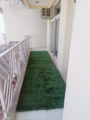 Balcony in 3.5 BHK Apartment at Amrapali Eden Park, Sector 50 – for Sale