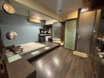 Kitchen in 4 BHK Apartment at Brookhill Tower, Andheri West – for Rent