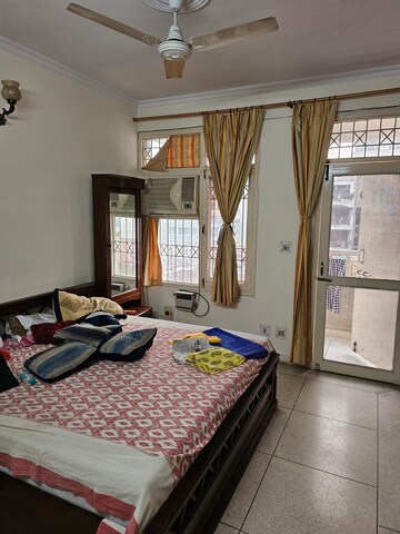 Bedroom in 2 BHK Apartment at Sector 7 Dwarka – for Rent