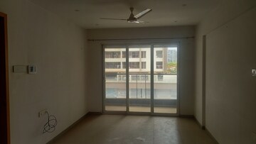 2 BHK Apartment For Rent in Oxford Riverside, Mundhwa