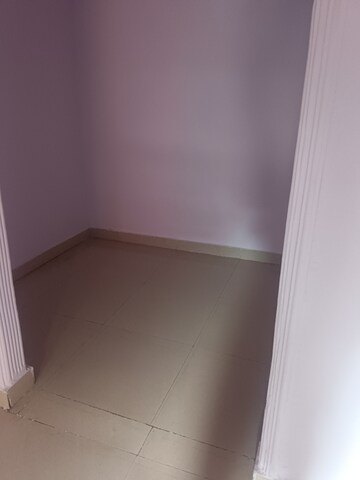 Room in 2 BHK Apartment at RWA Pocket R Dilshad Garden, Dilshad Garden – for Rent