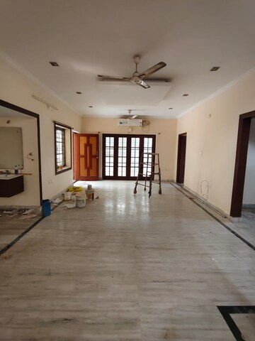 Room in 4 BHK Villa at Manikonda – for Rent