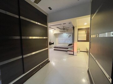 Kitchen in 4 BHK Apartment at Lokhandwala Complex, Andheri West – for Rent