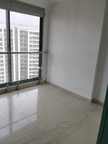 Room in 3 BHK Apartment at Adani Ten BKC, Bandra East – for Rent
