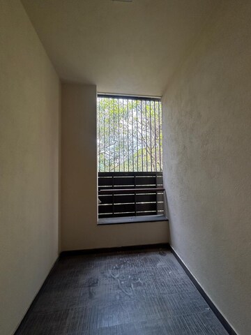 Room in 1 BHK Builder Floor at Mg Road – for Rent