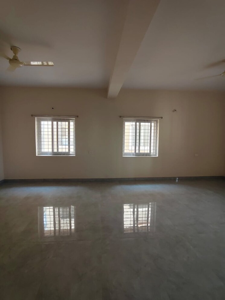 Room, gachibowli 4 Bedroom 3000 Sq.Ft. Apartment In Gachibowli Hyderabad 9003297